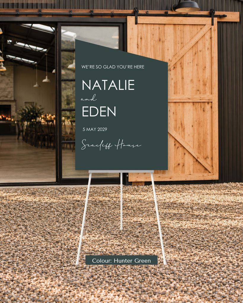LEURA - WELCOME SIGN